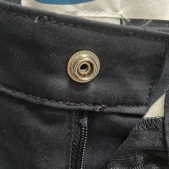 Kids Navy blue school uniform shorts - UNISEX - Picture 5 of 6